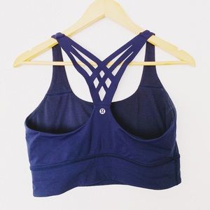 Lululemon sports bra/ crop